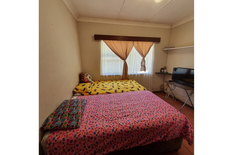 To Let 4 Bedroom Property for Rent in Beacon Bay Eastern Cape